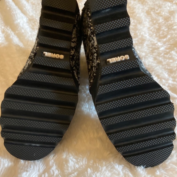 Sorel wedge boots - Picture 3 of 3